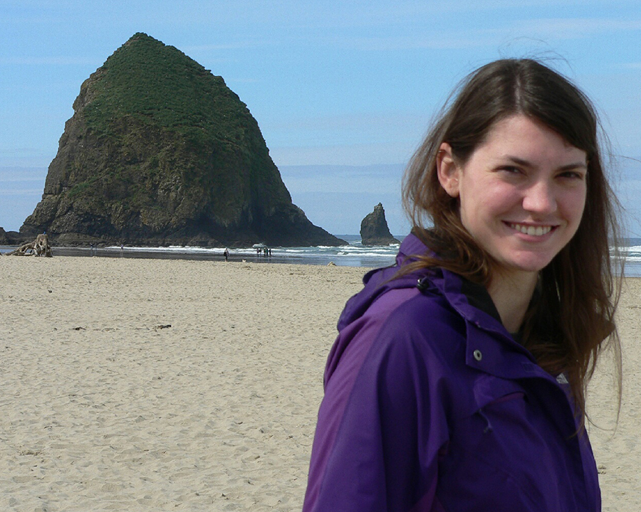Former Beckman scholar Rebecca Hood