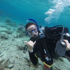 Alexandra scuba diving in Moorea