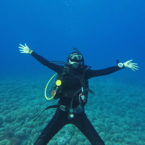 Scuba diving in Moorea