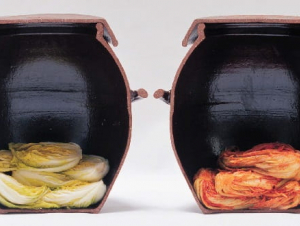 A cross-sectional view of onggi showing fermenting cabbage. Credit: Korean Ministry of Culture, Sports, and Tourism.