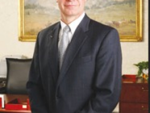 President Bud Peterson