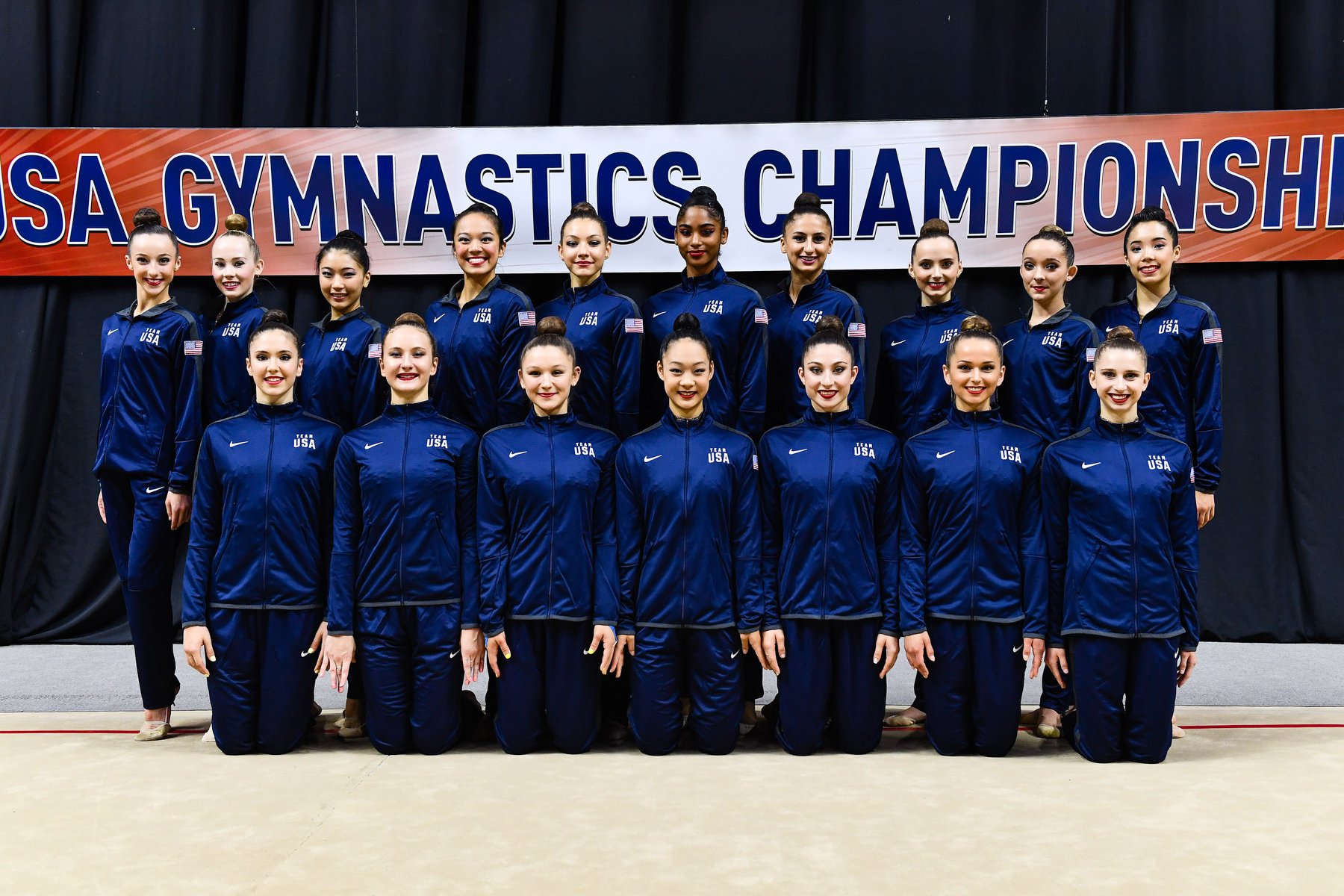 The new 2019-2020 Senior National Team at the USA Gymnastics Championships. Elena Shinohara is third from the left on back row (Credit: USA Gymnastics)